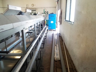 印度某公司特種蠟造粒機(jī)