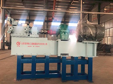 螺桿式擠出造粒機(jī)